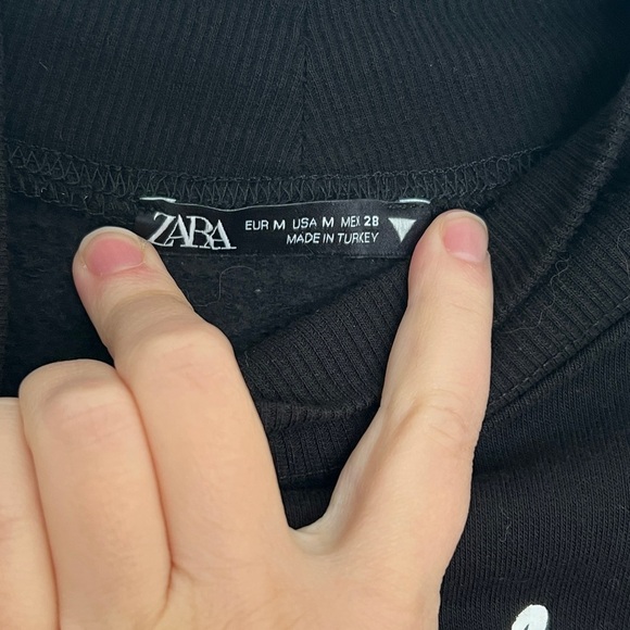 Zara cropped NY sweatshirt - Picture 2 of 3